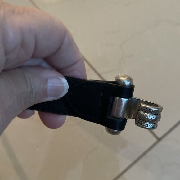 Chico's Size SM Black Slider Adjustable Leather Belt with Oval Silvertone Buckle - Picture 11 of 16